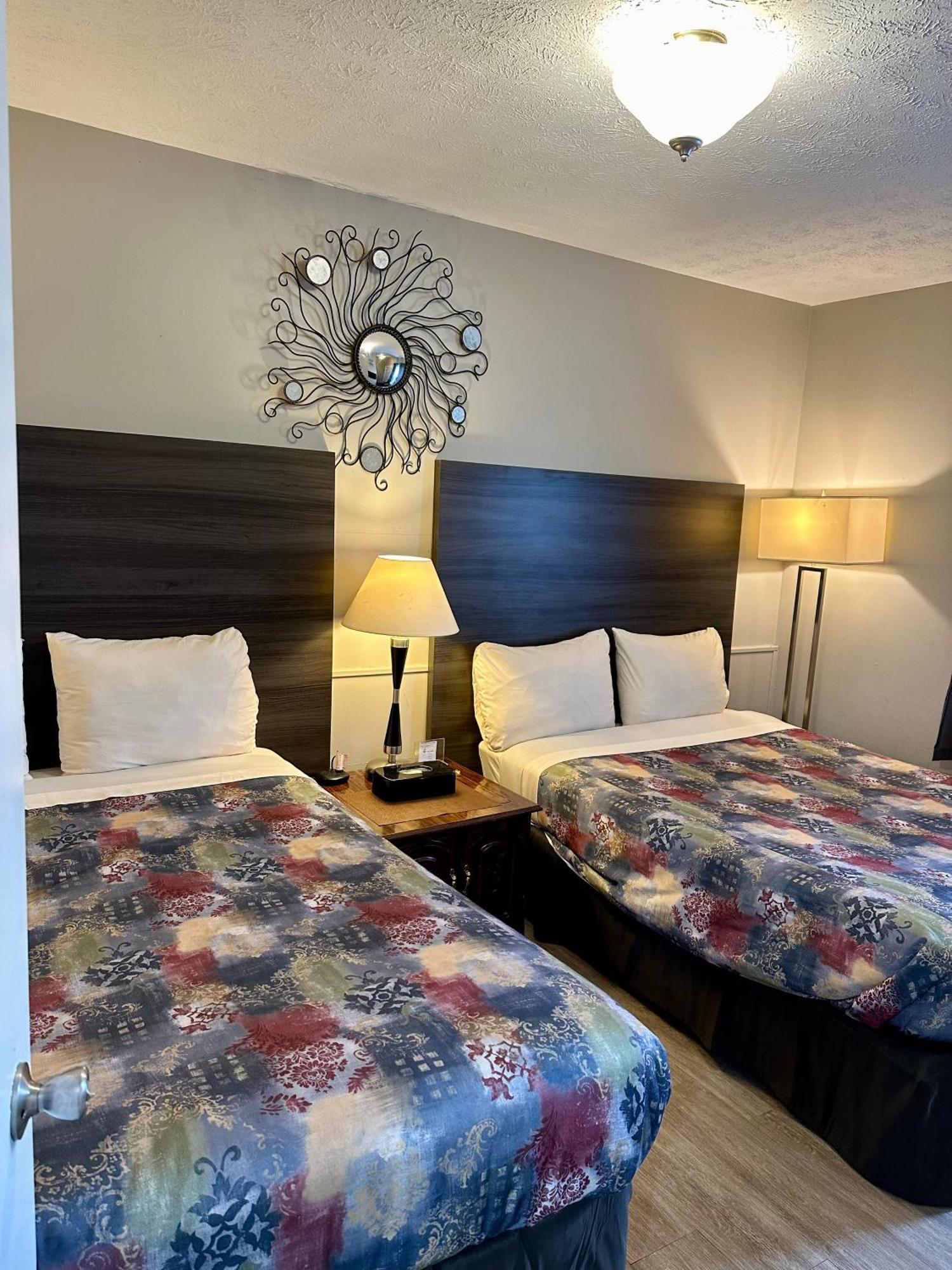 Lakeview Motel & Cottage Kincardine Bagian luar foto