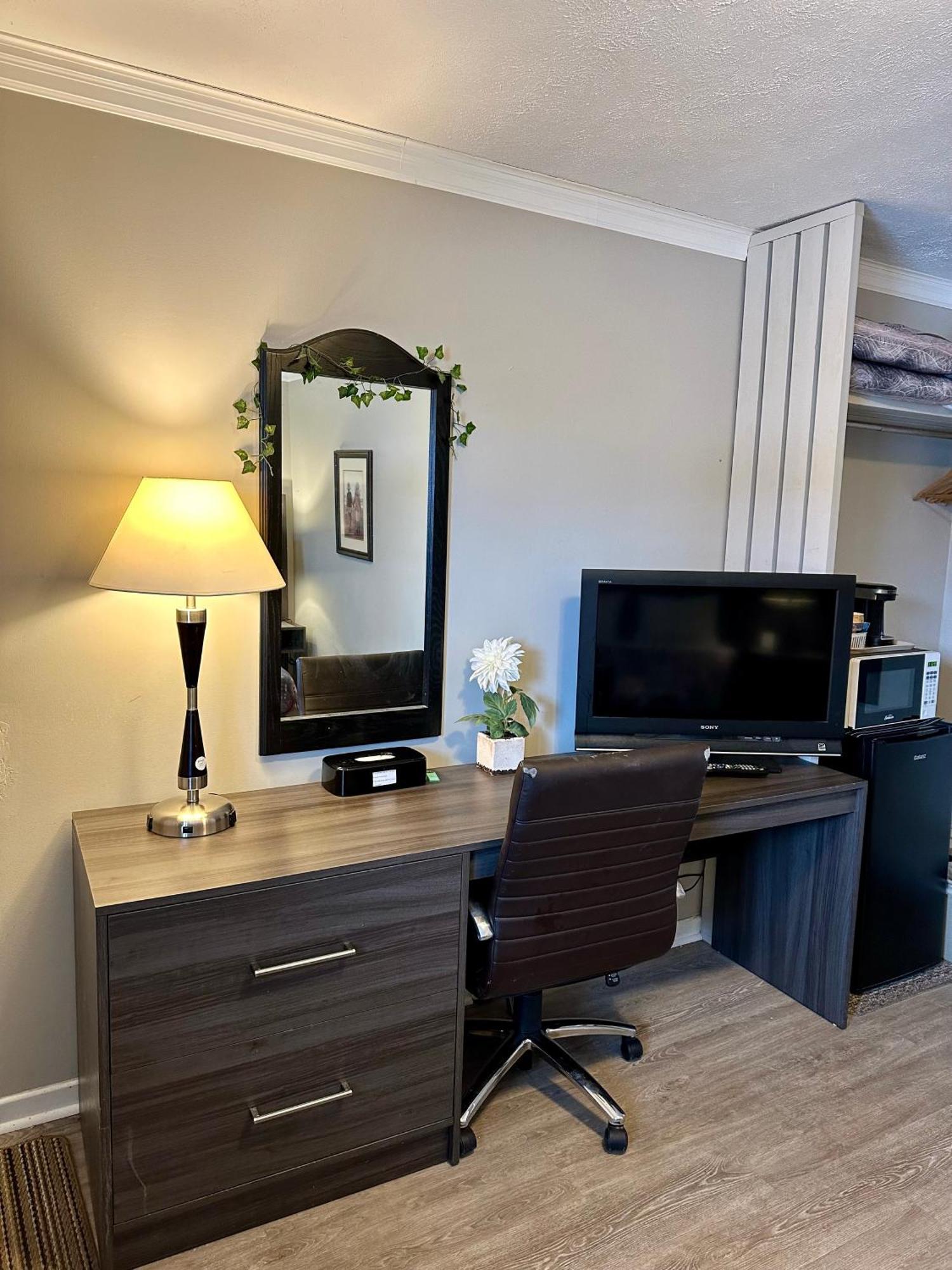 Lakeview Motel & Cottage Kincardine Bagian luar foto
