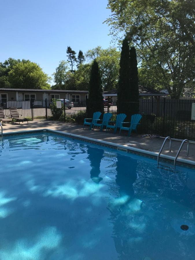 Lakeview Motel & Cottage Kincardine Bagian luar foto